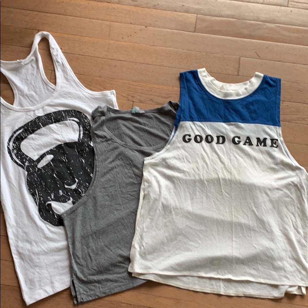 Rip curl muscle tees lot of 3 sz M gym tank tops